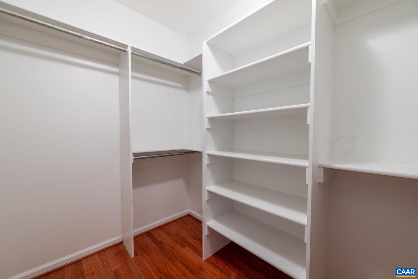115 MELBOURNE PRK #D, CHARLOTTESVILLE, Virginia 22901, 3 Bedrooms Bedrooms, ,2 BathroomsBathrooms,Residential,For sale,115 MELBOURNE PRK #D,666058 MLS # 666058