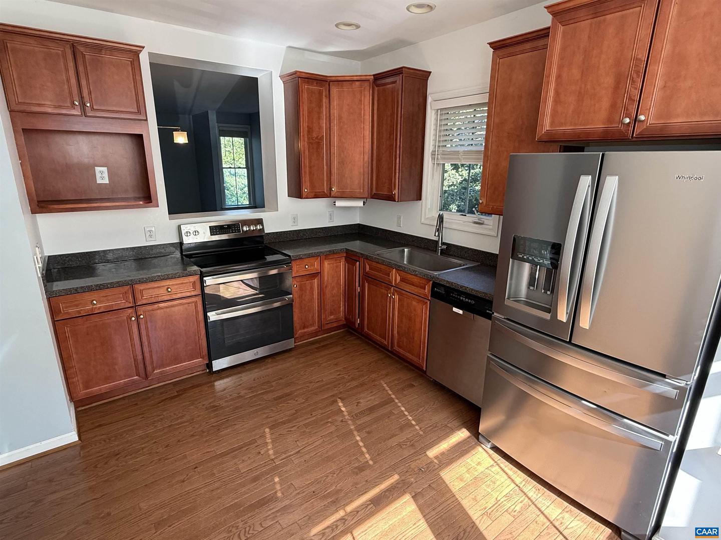 115 MELBOURNE PRK #D, CHARLOTTESVILLE, Virginia 22901, 3 Bedrooms Bedrooms, ,2 BathroomsBathrooms,Residential,For sale,115 MELBOURNE PRK #D,666058 MLS # 666058
