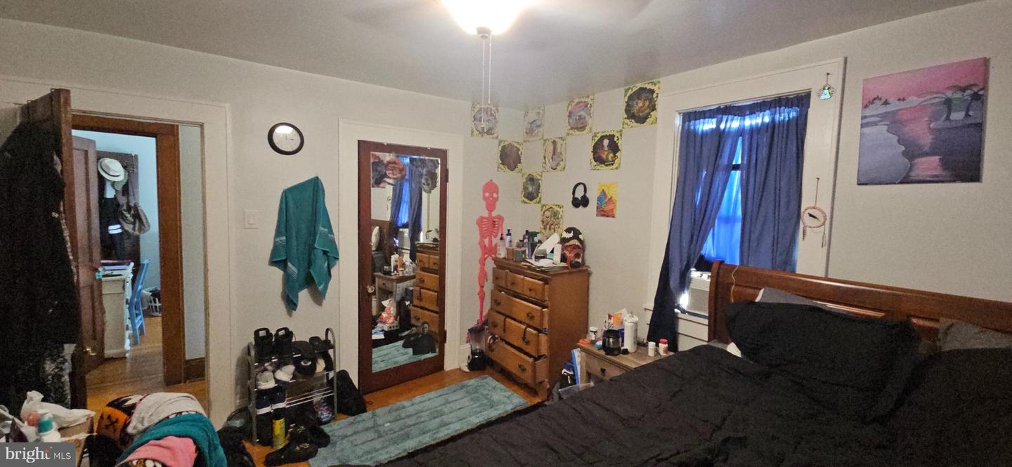 684 BERRYVILLE AVE, WINCHESTER, Virginia 22601, 4 Bedrooms Bedrooms, ,1 BathroomBathrooms,Residential,For sale,684 BERRYVILLE AVE,VAWI2008026 MLS # VAWI2008026