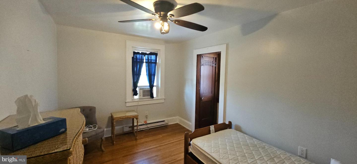 684 BERRYVILLE AVE, WINCHESTER, Virginia 22601, 4 Bedrooms Bedrooms, ,1 BathroomBathrooms,Residential,For sale,684 BERRYVILLE AVE,VAWI2008026 MLS # VAWI2008026