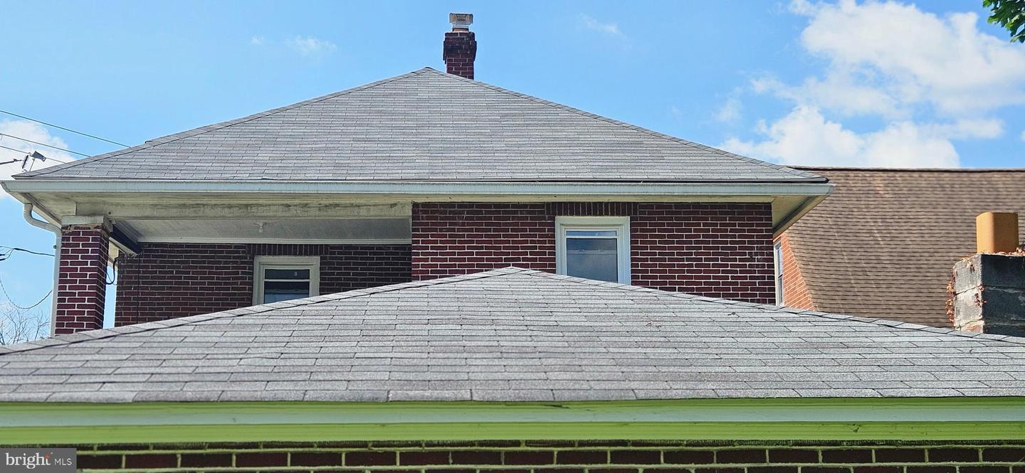 684 BERRYVILLE AVE, WINCHESTER, Virginia 22601, 4 Bedrooms Bedrooms, ,1 BathroomBathrooms,Residential,For sale,684 BERRYVILLE AVE,VAWI2008026 MLS # VAWI2008026