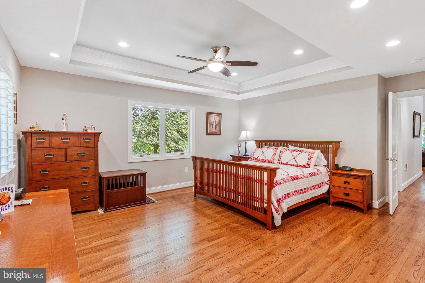 6320 CROSSWOODS CIR, FALLS CHURCH, Virginia 22044, 5 Bedrooms Bedrooms, ,3 BathroomsBathrooms,Residential,For sale,6320 CROSSWOODS CIR,VAFX2250296 MLS # VAFX2250296