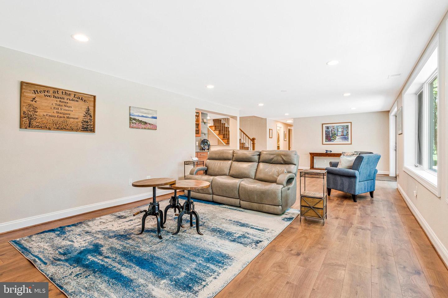 6320 CROSSWOODS CIR, FALLS CHURCH, Virginia 22044, 5 Bedrooms Bedrooms, ,3 BathroomsBathrooms,Residential,For sale,6320 CROSSWOODS CIR,VAFX2250296 MLS # VAFX2250296