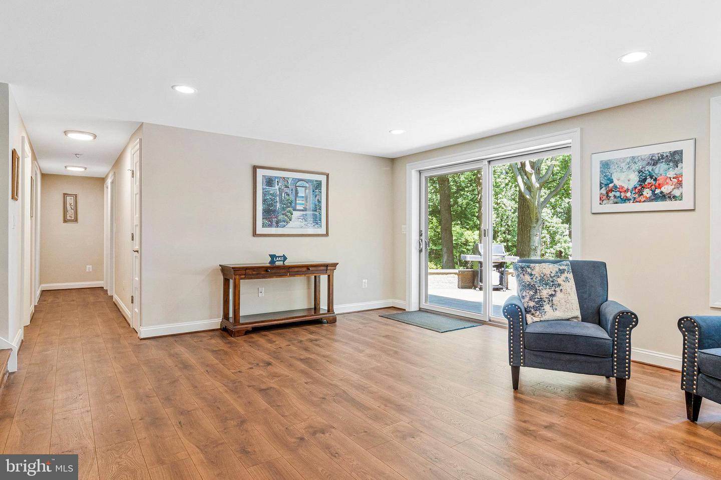 6320 CROSSWOODS CIR, FALLS CHURCH, Virginia 22044, 5 Bedrooms Bedrooms, ,3 BathroomsBathrooms,Residential,For sale,6320 CROSSWOODS CIR,VAFX2250296 MLS # VAFX2250296