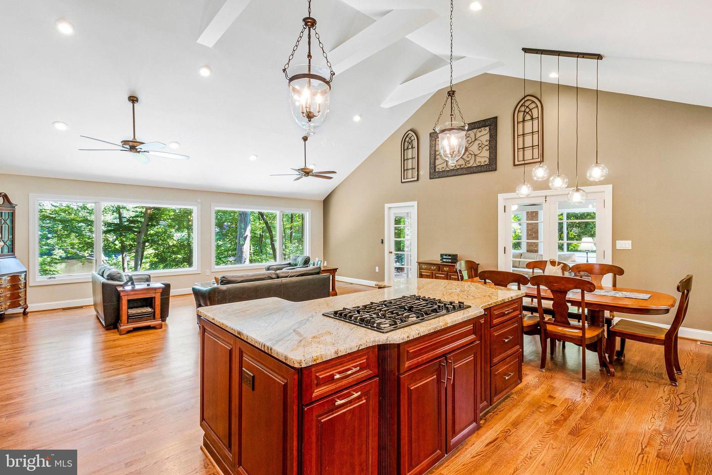 6320 CROSSWOODS CIR, FALLS CHURCH, Virginia 22044, 5 Bedrooms Bedrooms, ,3 BathroomsBathrooms,Residential,For sale,6320 CROSSWOODS CIR,VAFX2250296 MLS # VAFX2250296