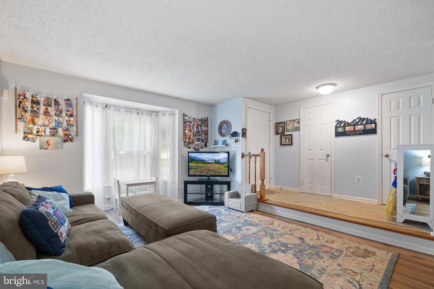 11590 MOHICAN RD, WOODBRIDGE, Virginia 22192, 3 Bedrooms Bedrooms, ,2 BathroomsBathrooms,Residential,For sale,11590 MOHICAN RD,VAPW2097934 MLS # VAPW2097934