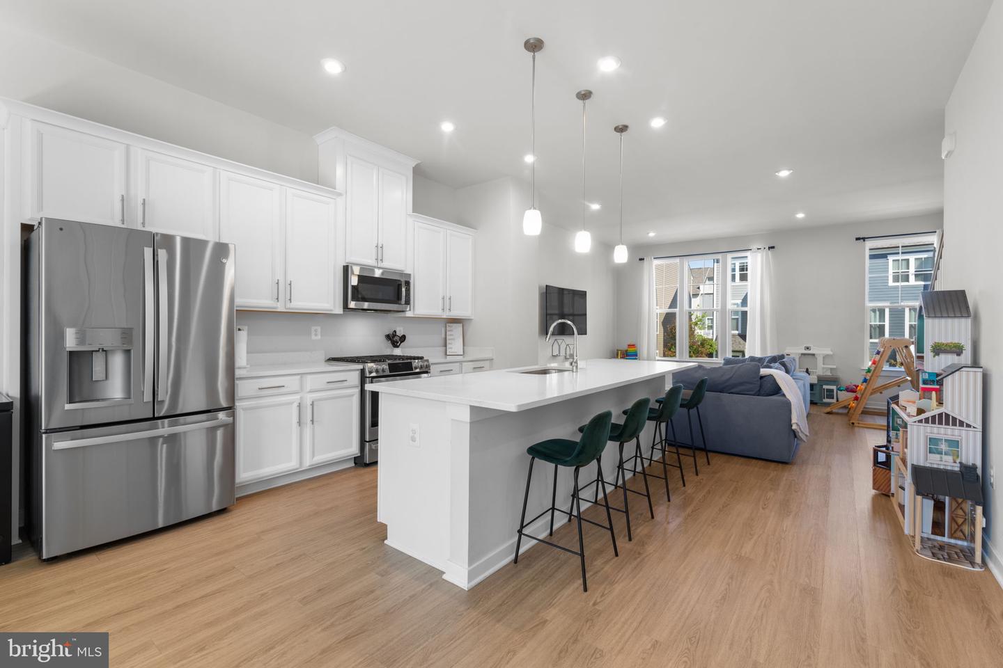 1783 HICKORY WOODS RD, DUMFRIES, Virginia 22026, 4 Bedrooms Bedrooms, ,3 BathroomsBathrooms,Residential,For sale,1783 HICKORY WOODS RD,VAPW2097924 MLS # VAPW2097924