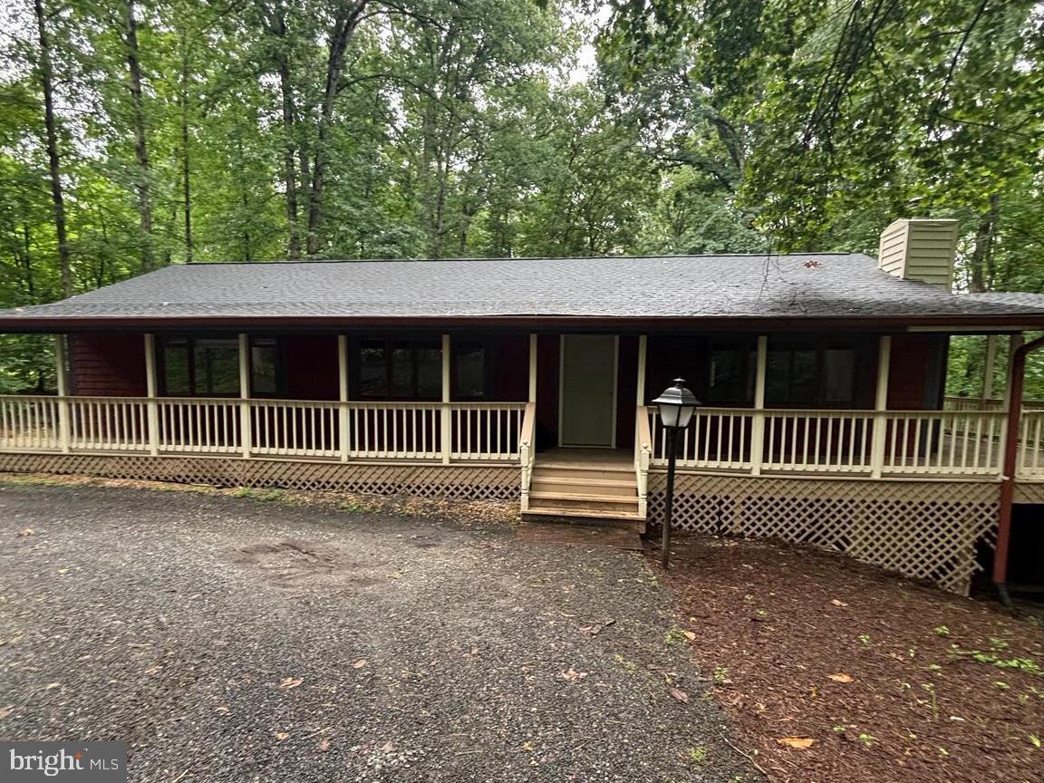 7 RIDGEVIEW CIR, FREDERICKSBURG, Virginia 22406, 3 Bedrooms Bedrooms, ,3 BathroomsBathrooms,Residential,For sale,7 RIDGEVIEW CIR,VAST2040220 MLS # VAST2040220