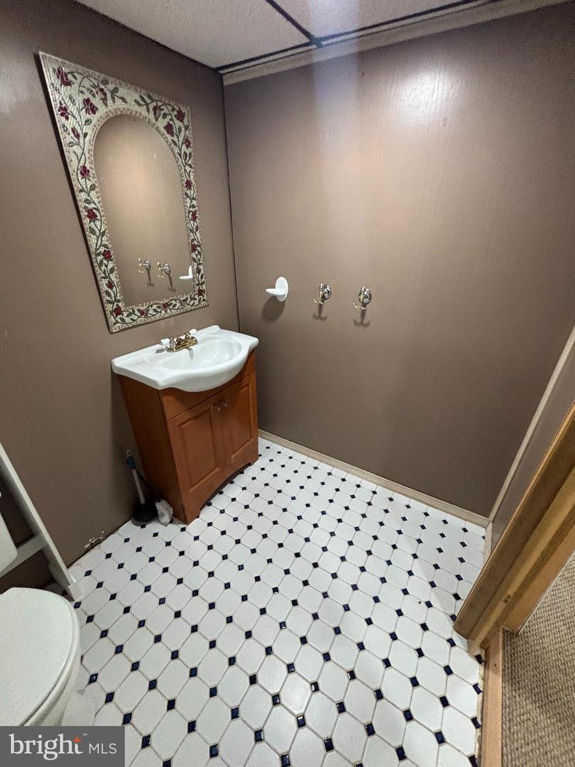 7 RIDGEVIEW CIR, FREDERICKSBURG, Virginia 22406, 3 Bedrooms Bedrooms, ,3 BathroomsBathrooms,Residential,For sale,7 RIDGEVIEW CIR,VAST2040220 MLS # VAST2040220