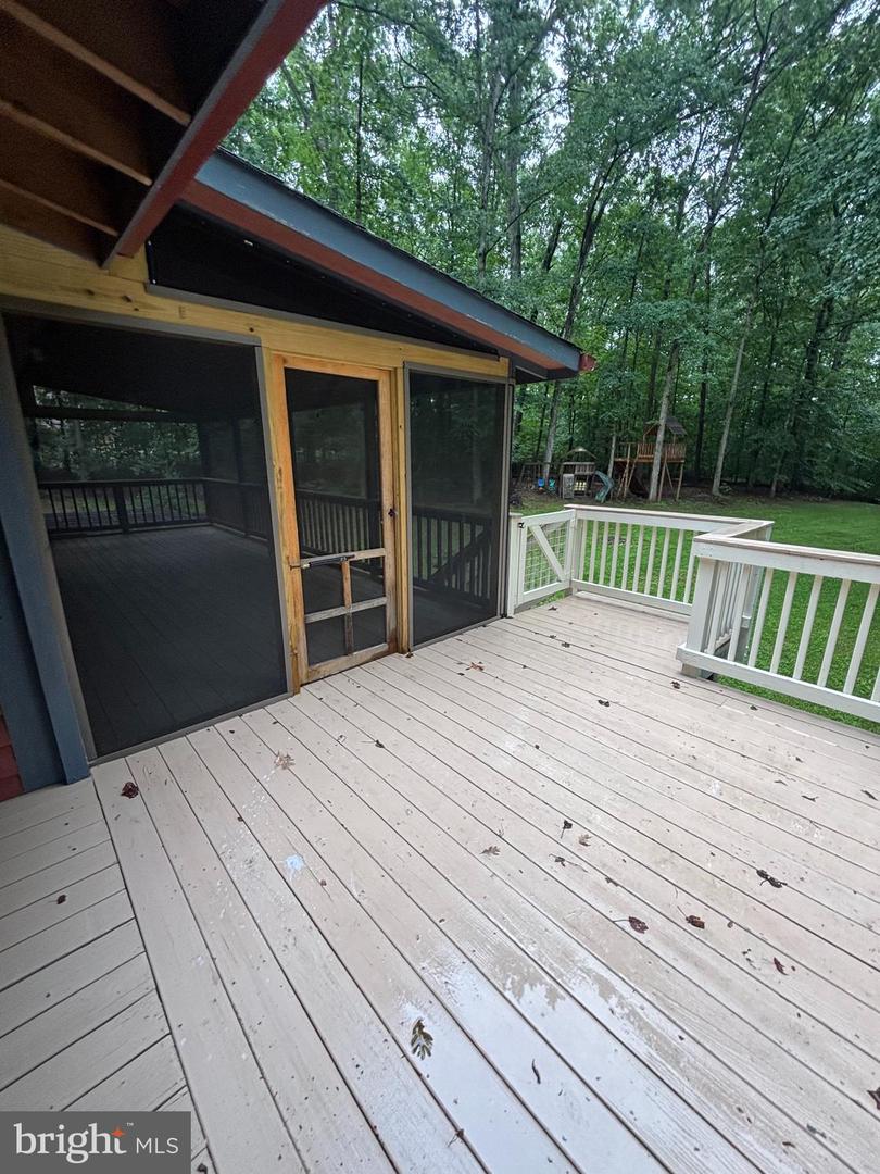 7 RIDGEVIEW CIR, FREDERICKSBURG, Virginia 22406, 3 Bedrooms Bedrooms, ,3 BathroomsBathrooms,Residential,For sale,7 RIDGEVIEW CIR,VAST2040220 MLS # VAST2040220