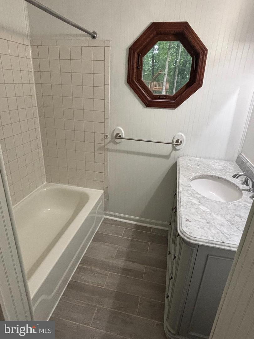7 RIDGEVIEW CIR, FREDERICKSBURG, Virginia 22406, 3 Bedrooms Bedrooms, ,3 BathroomsBathrooms,Residential,For sale,7 RIDGEVIEW CIR,VAST2040220 MLS # VAST2040220