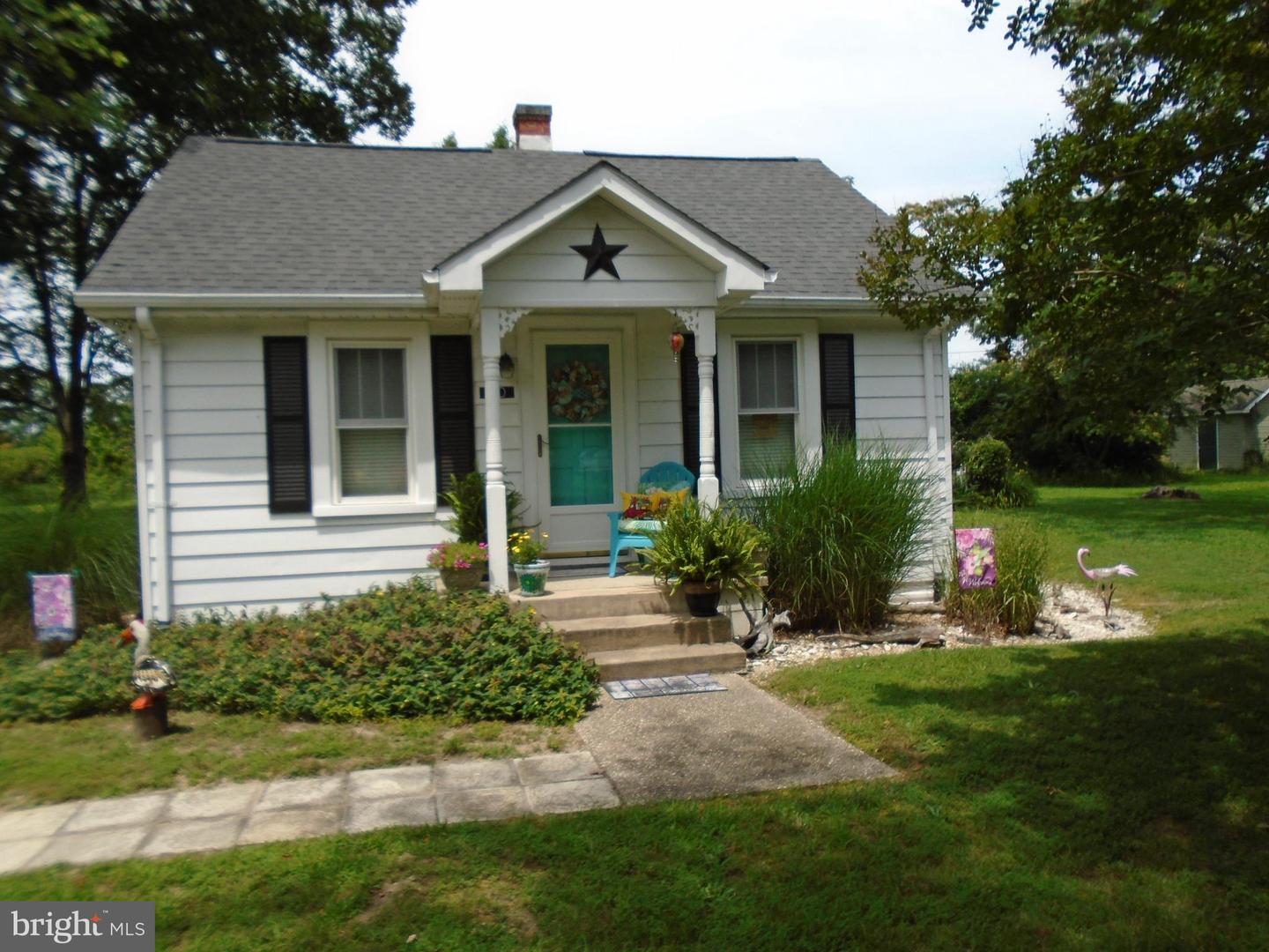 60 BRANSON COVE RD, HAGUE, Virginia 22469, 2 Bedrooms Bedrooms, ,1 BathroomBathrooms,Residential,For sale,60 BRANSON COVE RD,VAWE2009202 MLS # VAWE2009202