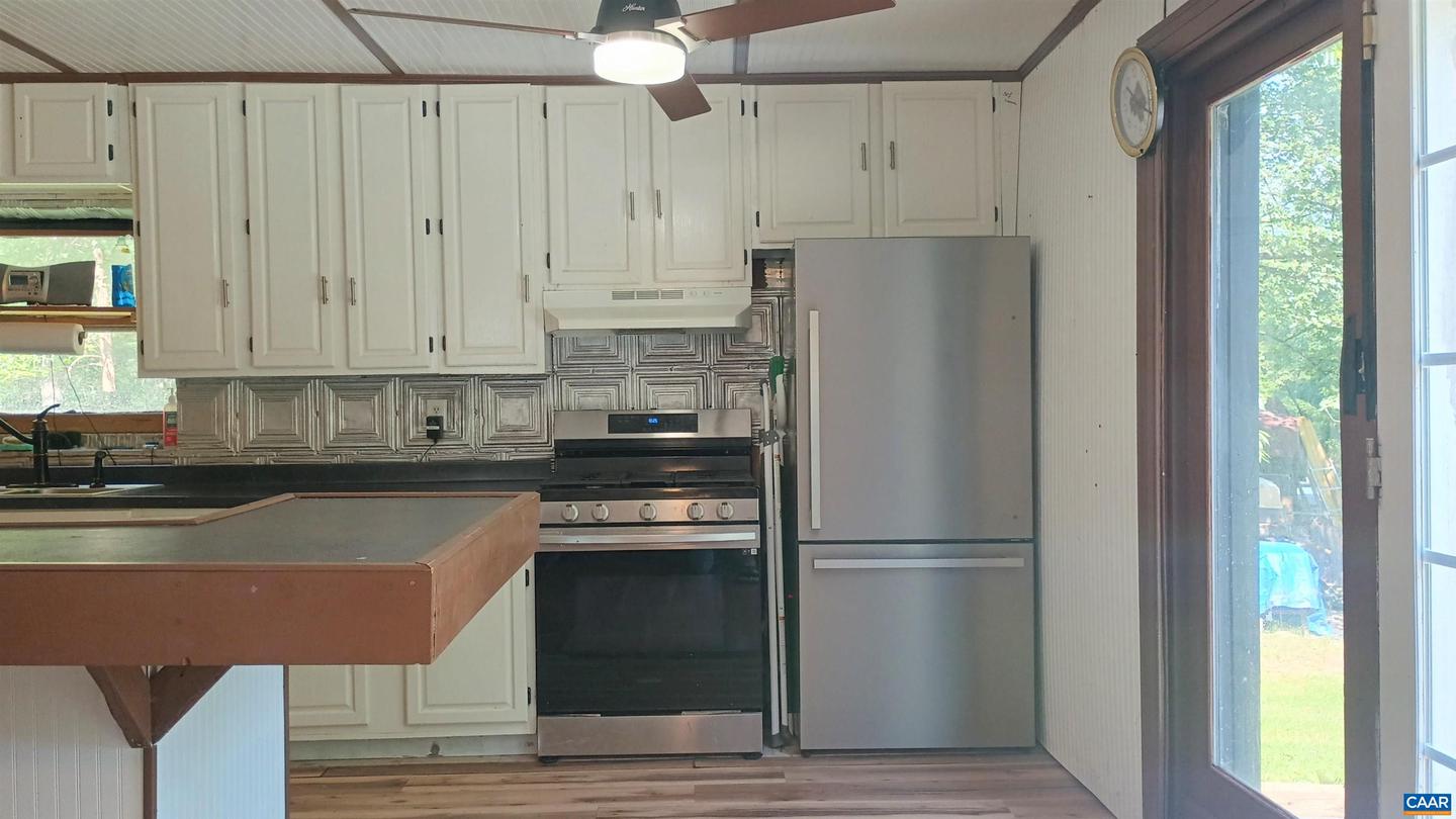 176 TOMS LN, ROSELAND, Virginia 22967, 3 Bedrooms Bedrooms, ,1 BathroomBathrooms,Residential,For sale,176 TOMS LN,666106 MLS # 666106