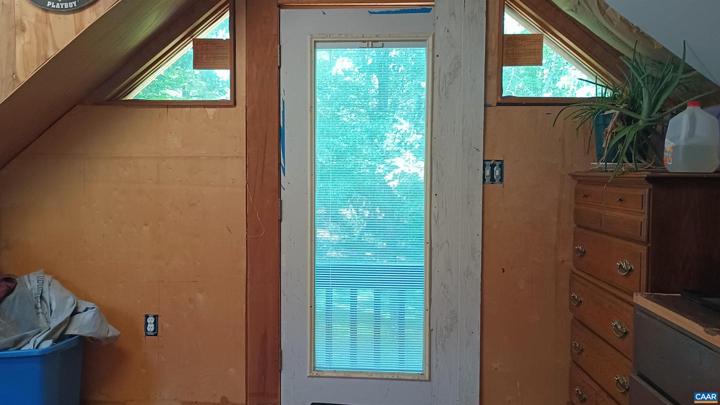 176 TOMS LN, ROSELAND, Virginia 22967, 3 Bedrooms Bedrooms, ,1 BathroomBathrooms,Residential,For sale,176 TOMS LN,666106 MLS # 666106
