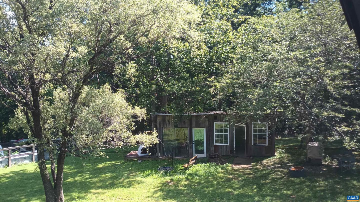 176 TOMS LN, ROSELAND, Virginia 22967, 3 Bedrooms Bedrooms, ,1 BathroomBathrooms,Residential,For sale,176 TOMS LN,666106 MLS # 666106