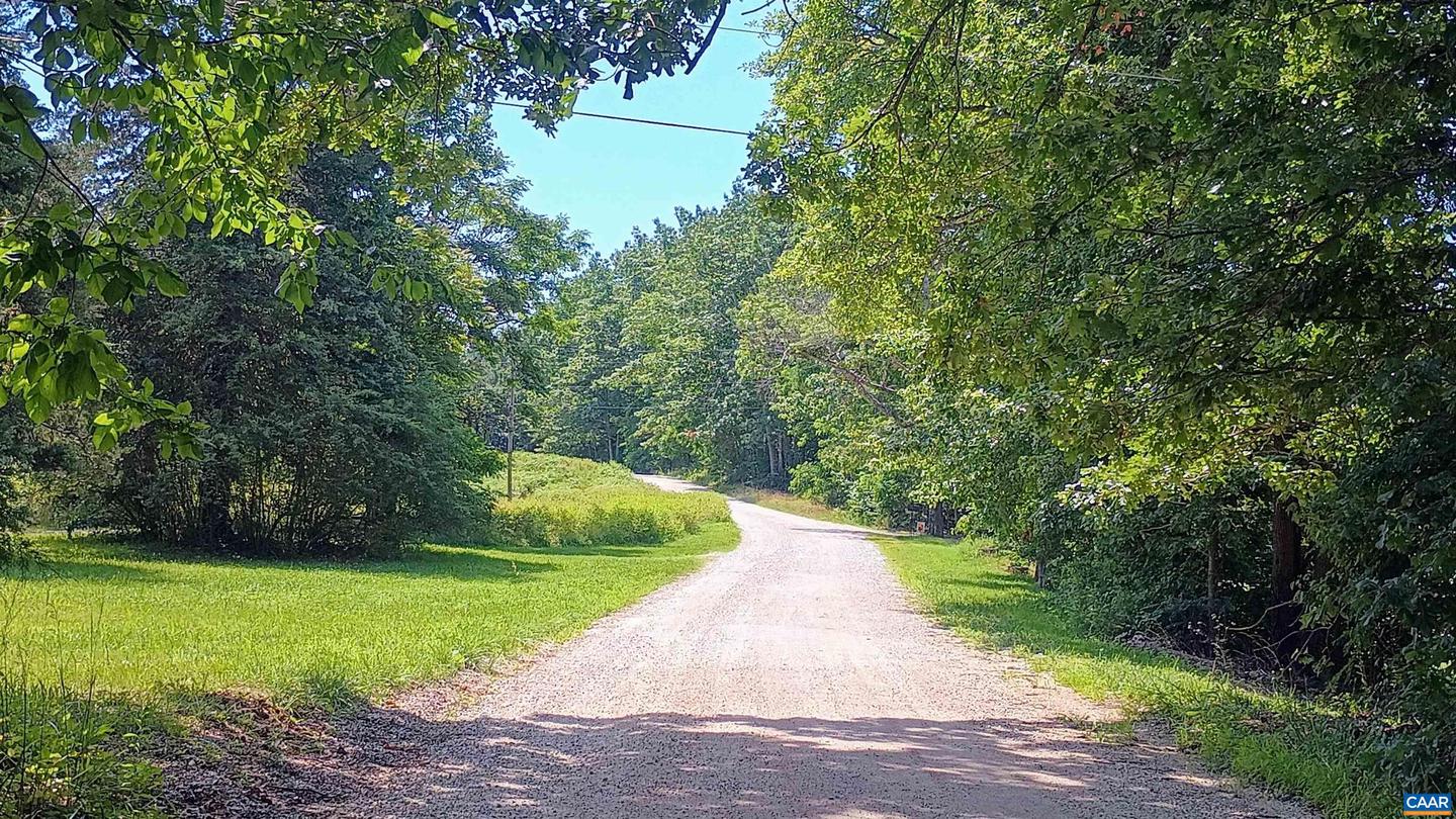 176 TOMS LN, ROSELAND, Virginia 22967, 3 Bedrooms Bedrooms, ,1 BathroomBathrooms,Residential,For sale,176 TOMS LN,666106 MLS # 666106
