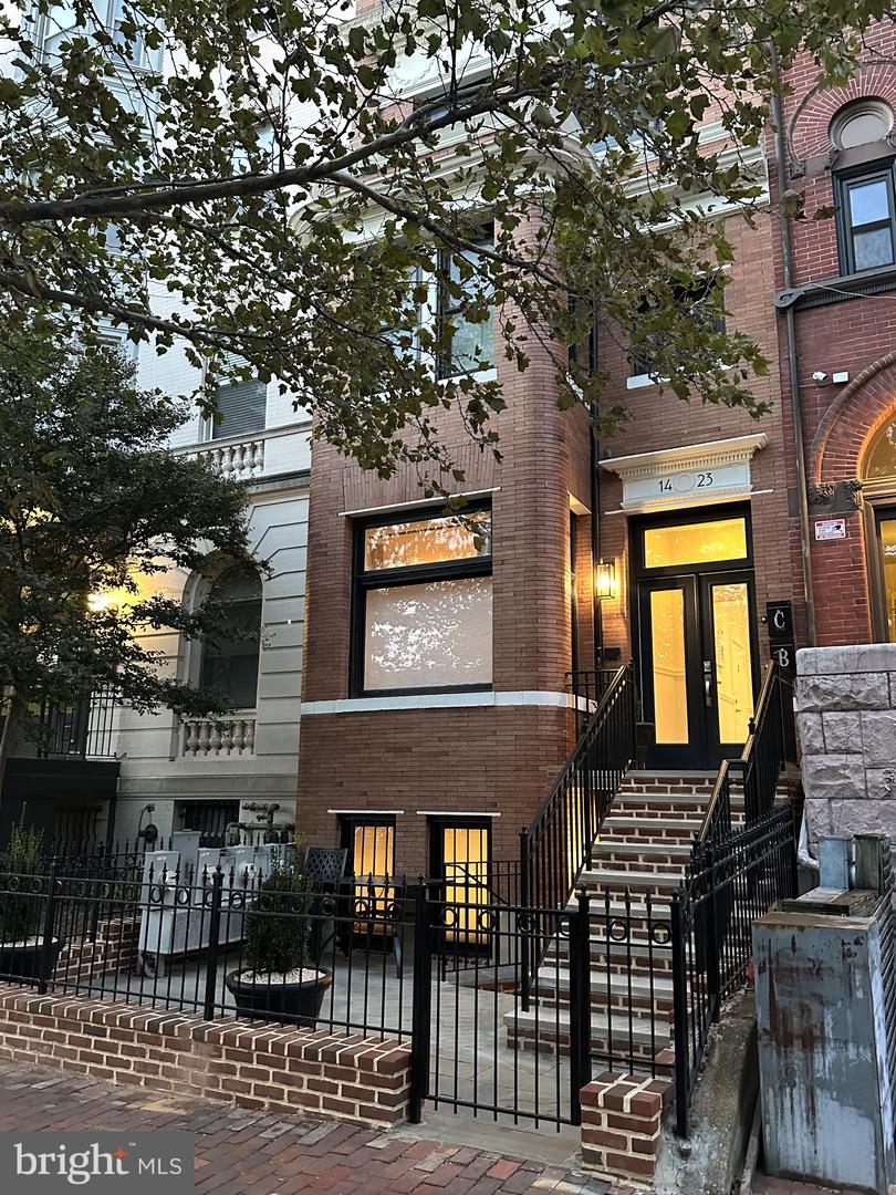 1423 T ST NW, WASHINGTON, District Of Columbia 20009, 4 Bedrooms Bedrooms, ,3 BathroomsBathrooms,Residential,For sale,1423 T ST NW,DCDC2207672 MLS # DCDC2207672