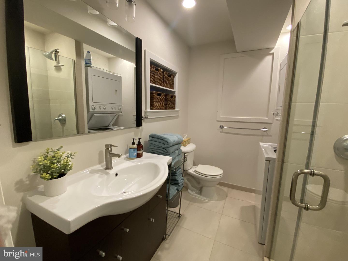 1423 T ST NW, WASHINGTON, District Of Columbia 20009, 4 Bedrooms Bedrooms, ,3 BathroomsBathrooms,Residential,For sale,1423 T ST NW,DCDC2207672 MLS # DCDC2207672