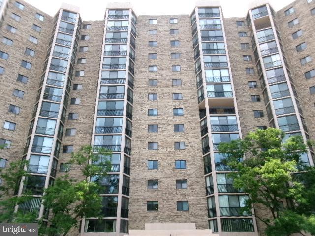 5904 MOUNT EAGLE DR #210, ALEXANDRIA, Virginia 22303, 2 Bedrooms Bedrooms, ,2 BathroomsBathrooms,Residential,For sale,5904 MOUNT EAGLE DR #210,VAFX2250538 MLS # VAFX2250538