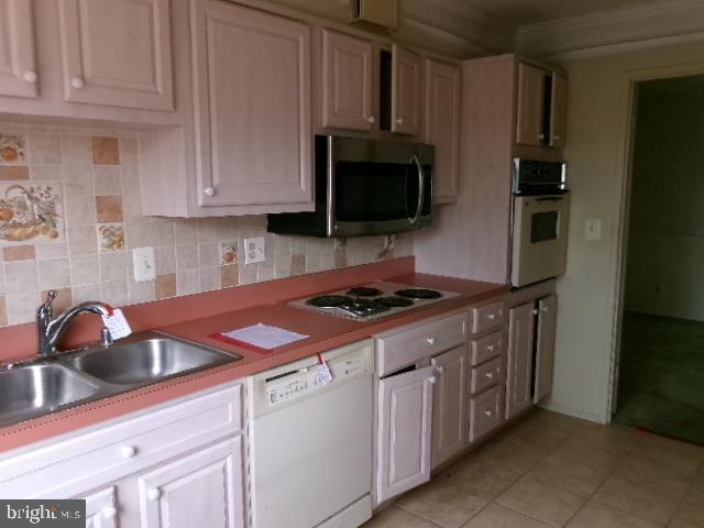 5904 MOUNT EAGLE DR #210, ALEXANDRIA, Virginia 22303, 2 Bedrooms Bedrooms, ,2 BathroomsBathrooms,Residential,For sale,5904 MOUNT EAGLE DR #210,VAFX2250538 MLS # VAFX2250538