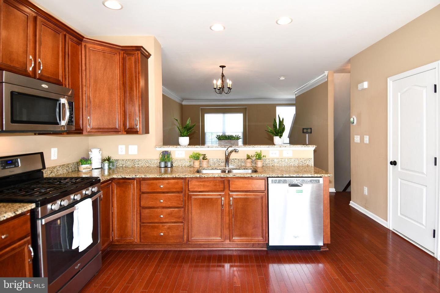 42825 PAMPLIN TER, CHANTILLY, Virginia 20152, 3 Bedrooms Bedrooms, ,3 BathroomsBathrooms,Residential,For sale,42825 PAMPLIN TER,VALO2100508 MLS # VALO2100508