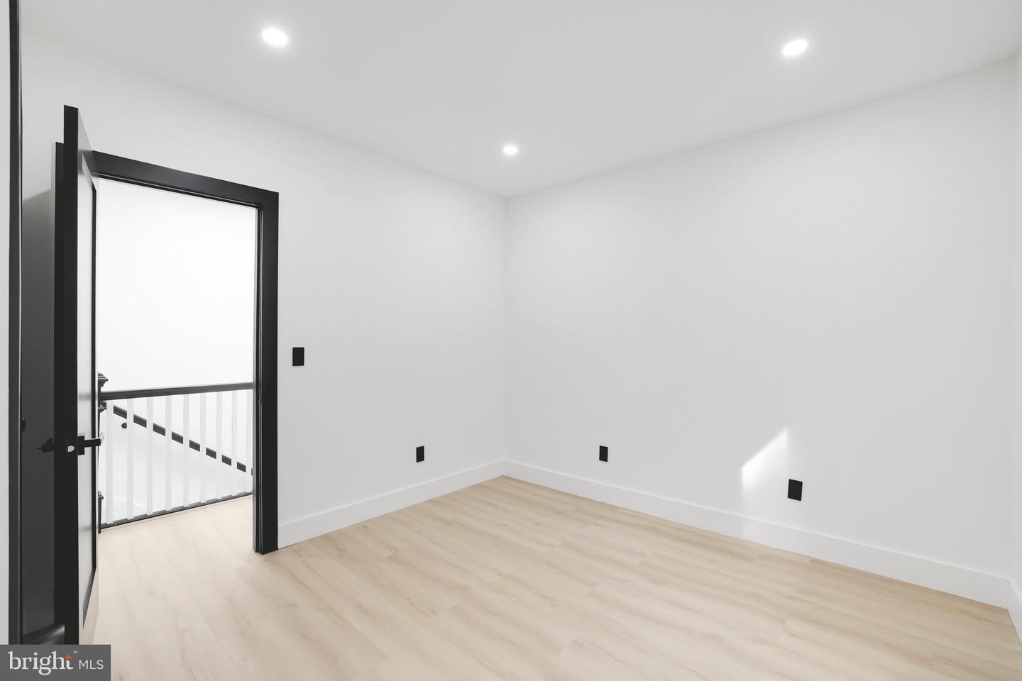 1404 MONTELLO AVE NE, WASHINGTON, District Of Columbia 20002, 4 Bedrooms Bedrooms, ,3 BathroomsBathrooms,Residential,For sale,1404 MONTELLO AVE NE,DCDC2207748 MLS # DCDC2207748