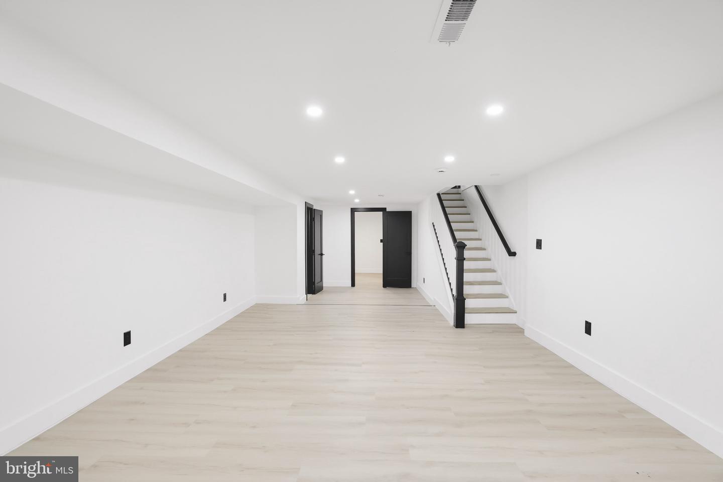 1404 MONTELLO AVE NE, WASHINGTON, District Of Columbia 20002, 4 Bedrooms Bedrooms, ,3 BathroomsBathrooms,Residential,For sale,1404 MONTELLO AVE NE,DCDC2207748 MLS # DCDC2207748