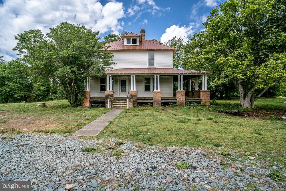 2315 ROLLING RD S, SCOTTSVILLE, Virginia 24590, 5 Bedrooms Bedrooms, ,2 BathroomsBathrooms,Residential,For sale,2315 ROLLING RD S,VAFN2000476 MLS # VAFN2000476