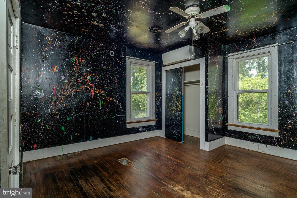 2315 ROLLING RD S, SCOTTSVILLE, Virginia 24590, 5 Bedrooms Bedrooms, ,2 BathroomsBathrooms,Residential,For sale,2315 ROLLING RD S,VAFN2000476 MLS # VAFN2000476