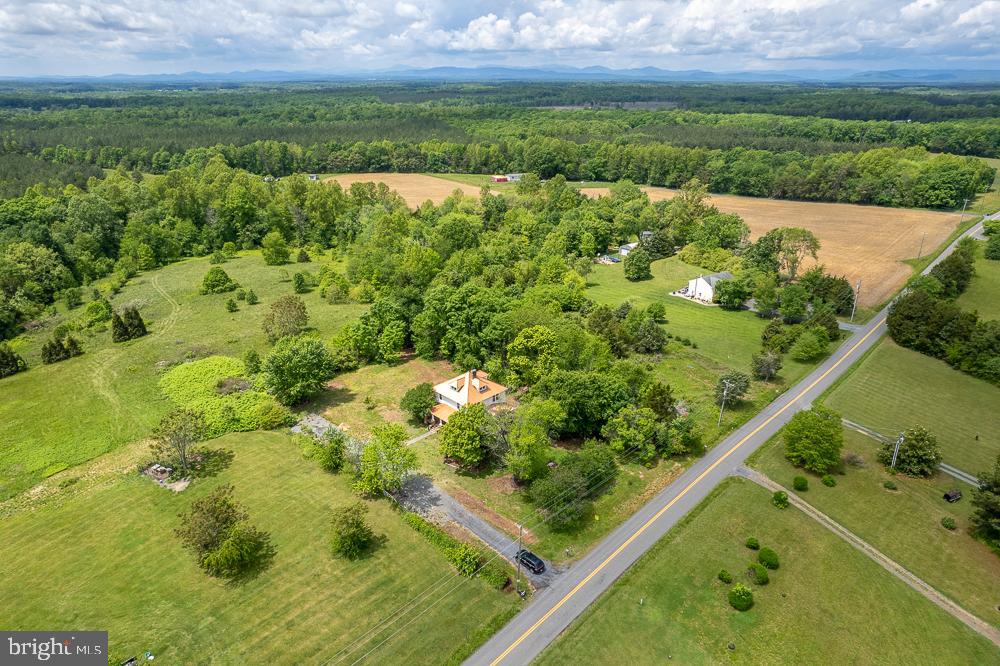 2315 ROLLING RD S, SCOTTSVILLE, Virginia 24590, 5 Bedrooms Bedrooms, ,2 BathroomsBathrooms,Residential,For sale,2315 ROLLING RD S,VAFN2000476 MLS # VAFN2000476