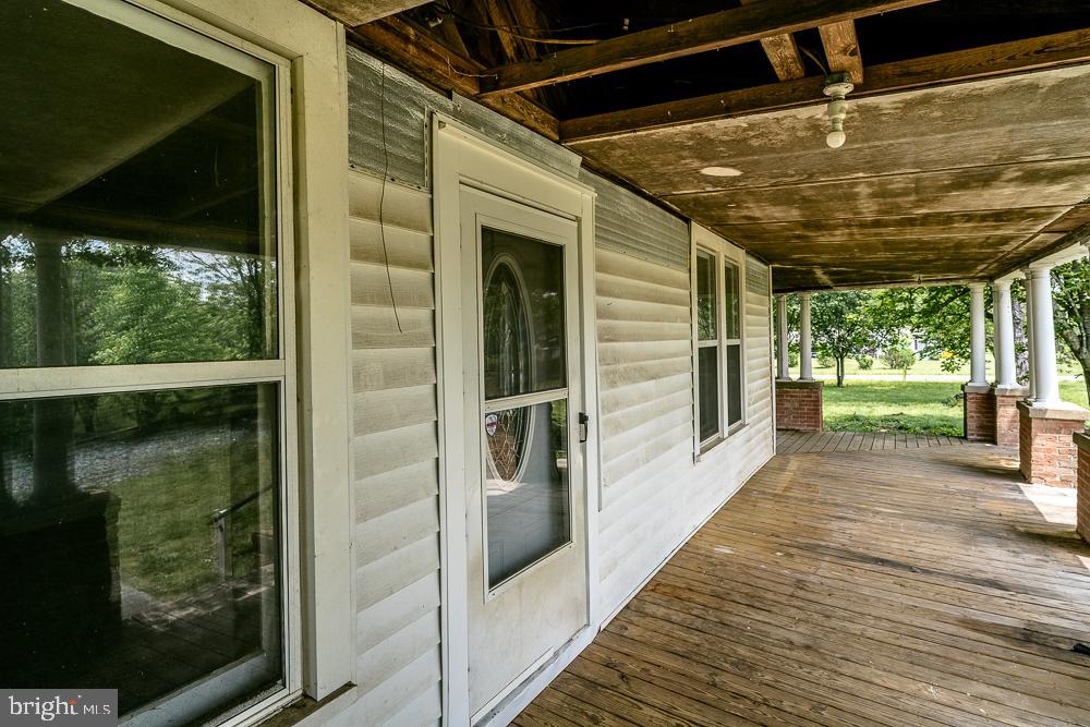 2315 ROLLING RD S, SCOTTSVILLE, Virginia 24590, 5 Bedrooms Bedrooms, ,2 BathroomsBathrooms,Residential,For sale,2315 ROLLING RD S,VAFN2000476 MLS # VAFN2000476