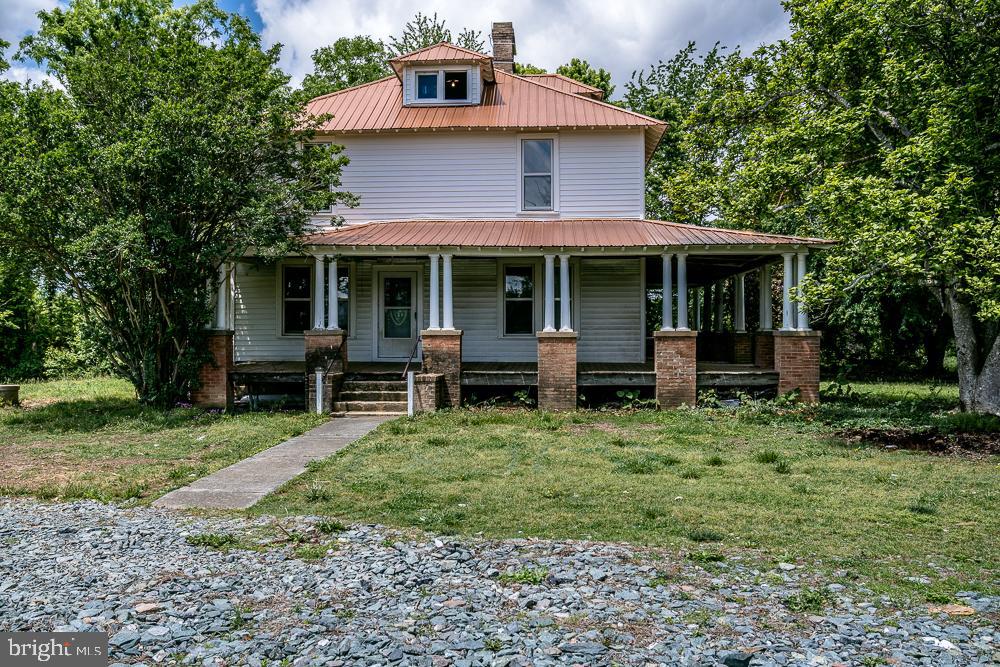 2315 ROLLING RD S, SCOTTSVILLE, Virginia 24590, 5 Bedrooms Bedrooms, ,2 BathroomsBathrooms,Residential,For sale,2315 ROLLING RD S,VAFN2000476 MLS # VAFN2000476