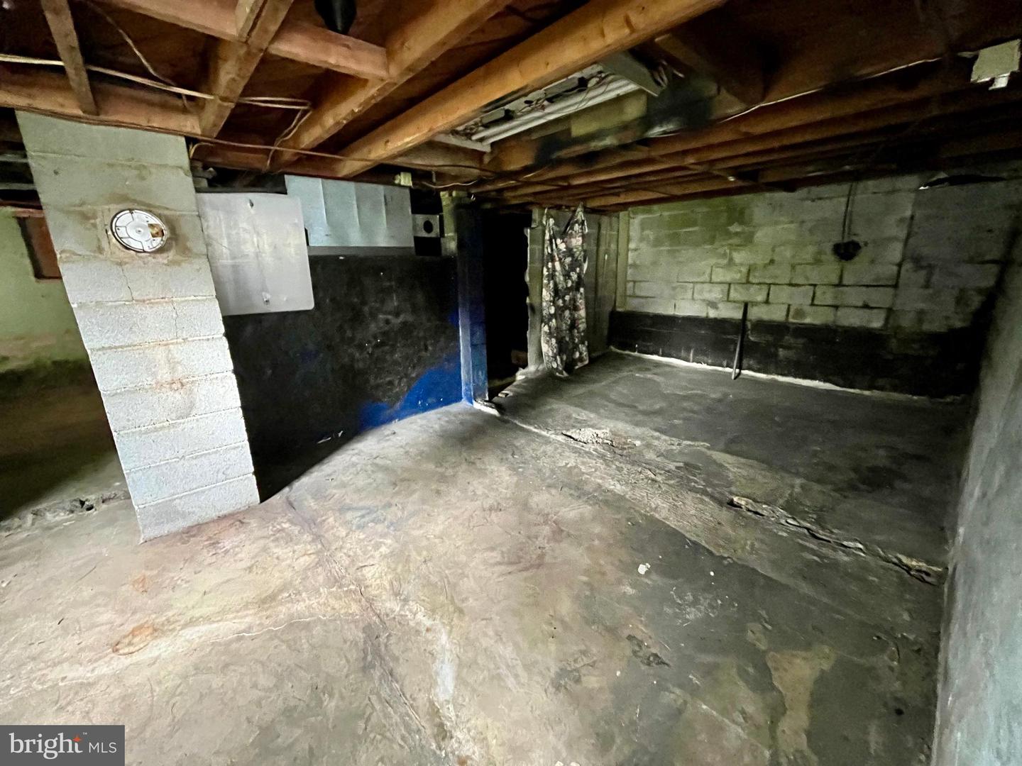 204 DOGWOOD ST, WAYNESBORO, Virginia 22980, 2 Bedrooms Bedrooms, ,1 BathroomBathrooms,Residential,For sale,204 DOGWOOD ST,VAWB2000178 MLS # VAWB2000178