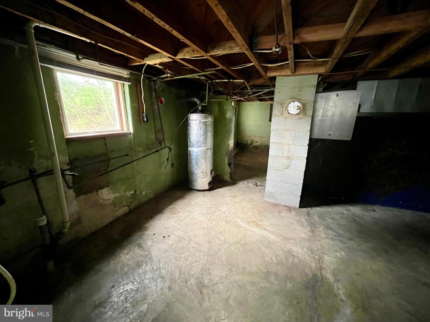 204 DOGWOOD ST, WAYNESBORO, Virginia 22980, 2 Bedrooms Bedrooms, ,1 BathroomBathrooms,Residential,For sale,204 DOGWOOD ST,VAWB2000178 MLS # VAWB2000178