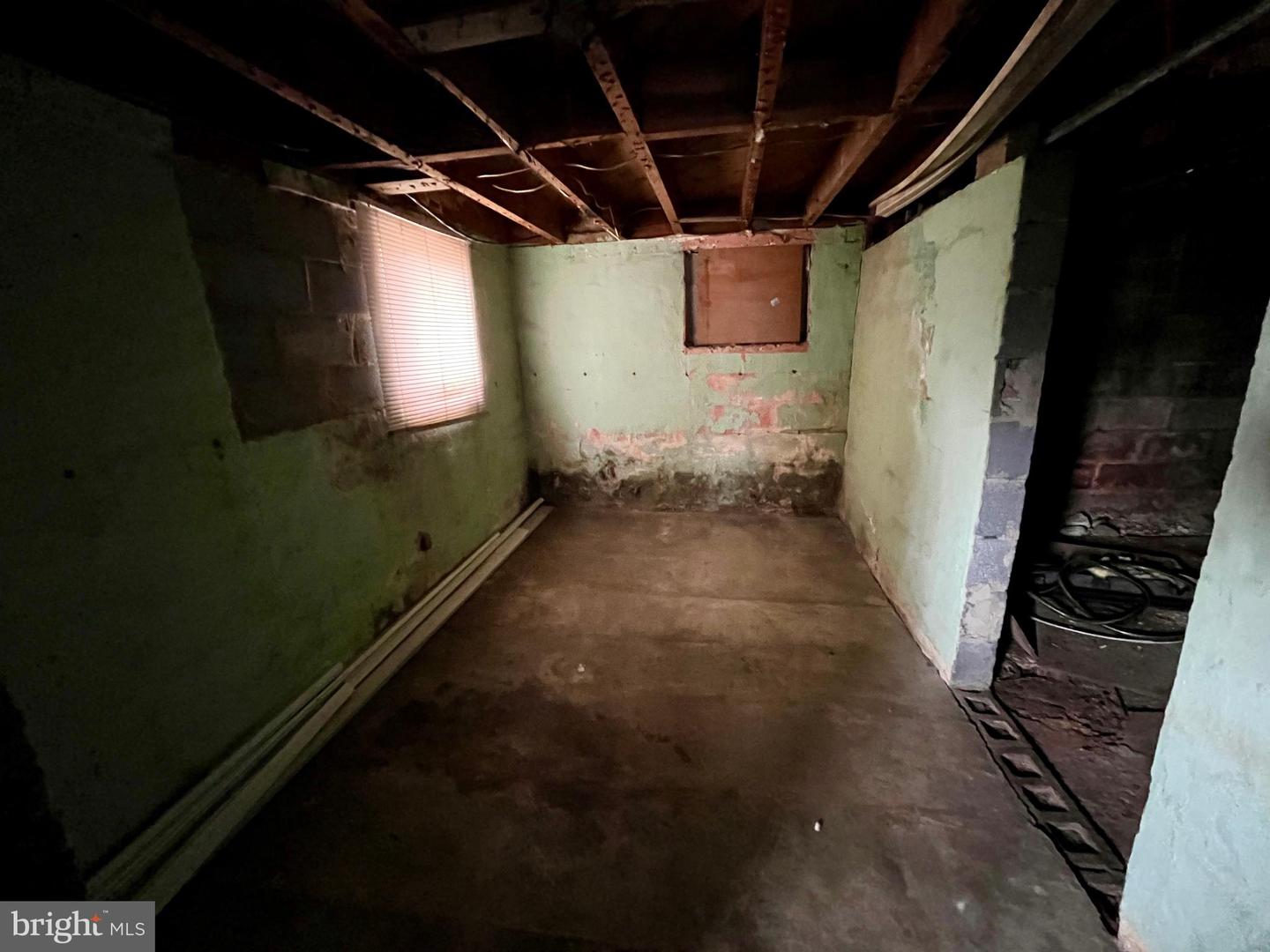 204 DOGWOOD ST, WAYNESBORO, Virginia 22980, 2 Bedrooms Bedrooms, ,1 BathroomBathrooms,Residential,For sale,204 DOGWOOD ST,VAWB2000178 MLS # VAWB2000178
