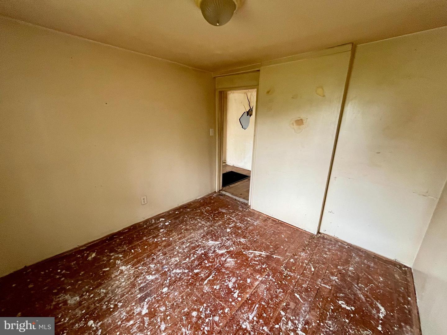 204 DOGWOOD ST, WAYNESBORO, Virginia 22980, 2 Bedrooms Bedrooms, ,1 BathroomBathrooms,Residential,For sale,204 DOGWOOD ST,VAWB2000178 MLS # VAWB2000178