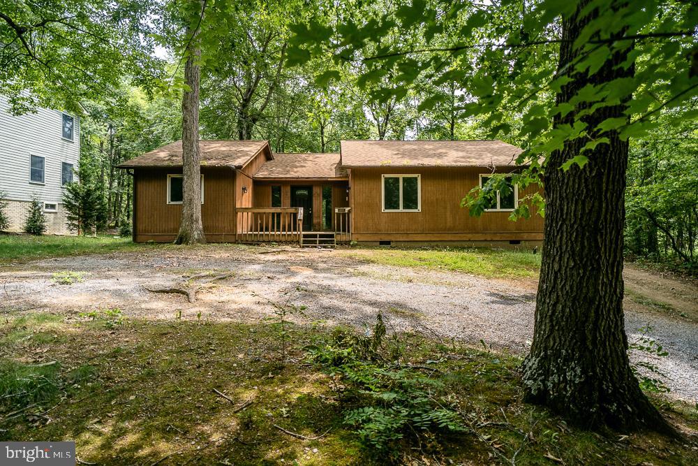 417 ALLEGHANY DR, MC GAHEYSVILLE, Virginia 22840, 3 Bedrooms Bedrooms, ,2 BathroomsBathrooms,Residential,For sale,417 ALLEGHANY DR,VARO2002404 MLS # VARO2002404