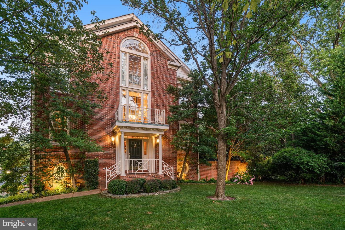 10451 BRECKINRIDGE LN, FAIRFAX, Virginia 22030, 3 Bedrooms Bedrooms, ,3 BathroomsBathrooms,Residential,For sale,10451 BRECKINRIDGE LN,VAFC2006526 MLS # VAFC2006526