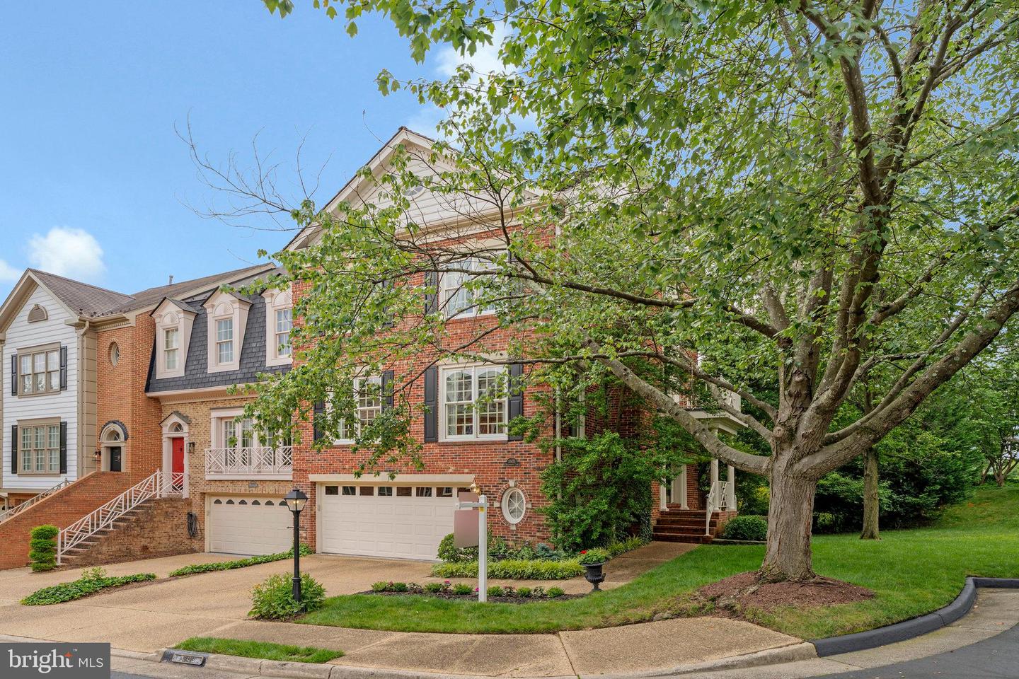 10451 BRECKINRIDGE LN, FAIRFAX, Virginia 22030, 3 Bedrooms Bedrooms, ,3 BathroomsBathrooms,Residential,For sale,10451 BRECKINRIDGE LN,VAFC2006526 MLS # VAFC2006526