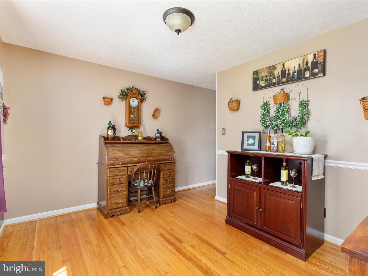 117 AMHERST CT, STEPHENS CITY, Virginia 22655, 3 Bedrooms Bedrooms, ,2 BathroomsBathrooms,Residential,For sale,117 AMHERST CT,VAFV2035094 MLS # VAFV2035094