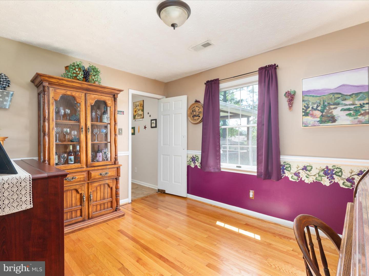 117 AMHERST CT, STEPHENS CITY, Virginia 22655, 3 Bedrooms Bedrooms, ,2 BathroomsBathrooms,Residential,For sale,117 AMHERST CT,VAFV2035094 MLS # VAFV2035094