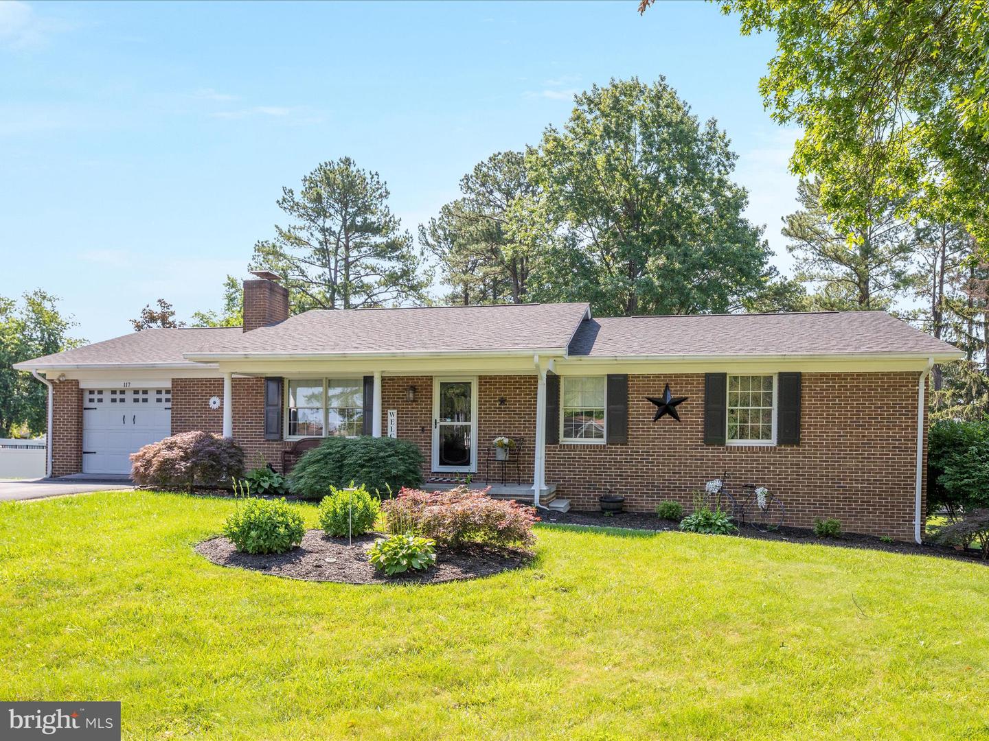 117 AMHERST CT, STEPHENS CITY, Virginia 22655, 3 Bedrooms Bedrooms, ,2 BathroomsBathrooms,Residential,For sale,117 AMHERST CT,VAFV2035094 MLS # VAFV2035094
