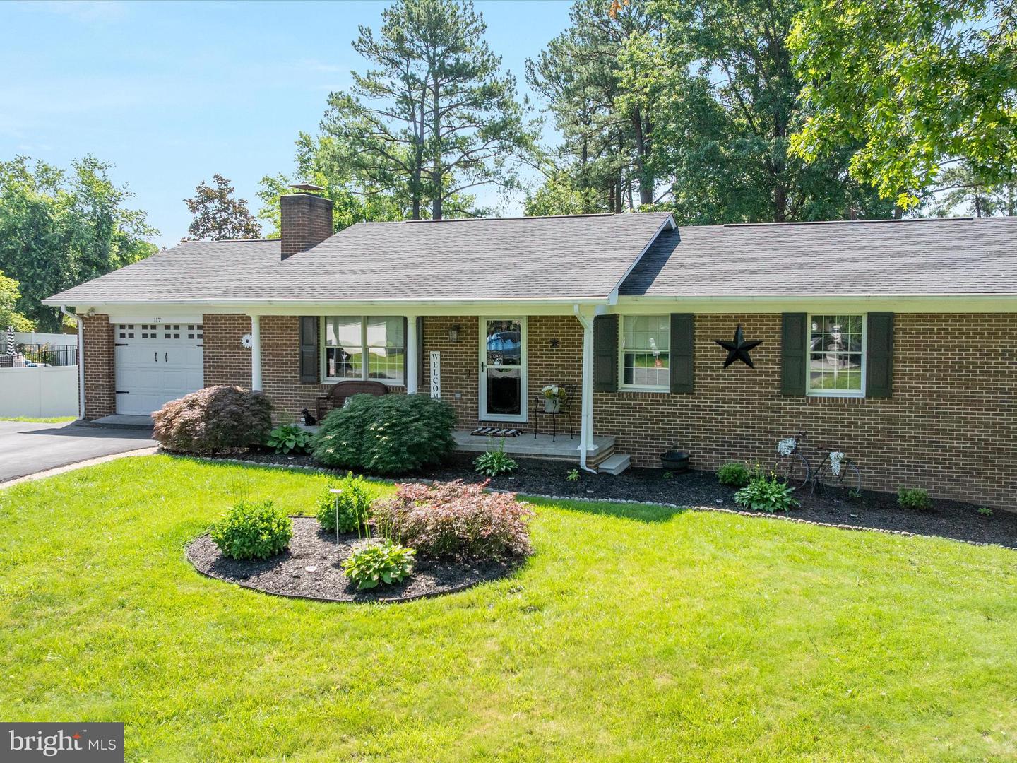 117 AMHERST CT, STEPHENS CITY, Virginia 22655, 3 Bedrooms Bedrooms, ,2 BathroomsBathrooms,Residential,For sale,117 AMHERST CT,VAFV2035094 MLS # VAFV2035094