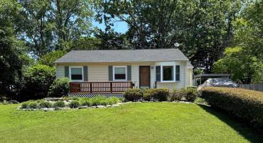 14221 FISHER AVE, WOODBRIDGE, Virginia 22191, 4 Bedrooms Bedrooms, ,2 BathroomsBathrooms,Residential,For sale,14221 FISHER AVE,VAPW2097954 MLS # VAPW2097954