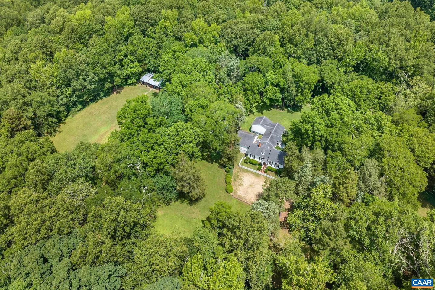 3665 OLD RIVER TRL, POWHATAN, Virginia 23139, 4 Bedrooms Bedrooms, ,3 BathroomsBathrooms,Residential,For sale,3665 OLD RIVER TRL,666099 MLS # 666099