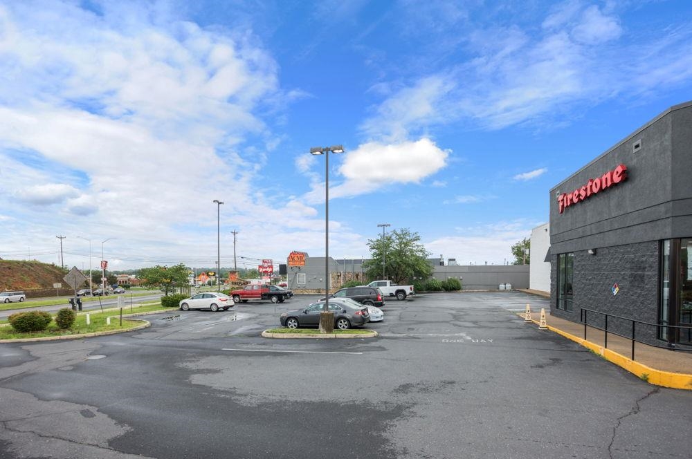 1740 E MARKET ST, HARRISONBURG, Virginia 22801, ,Commercial,1740 E MARKET ST,666133 MLS # 666133