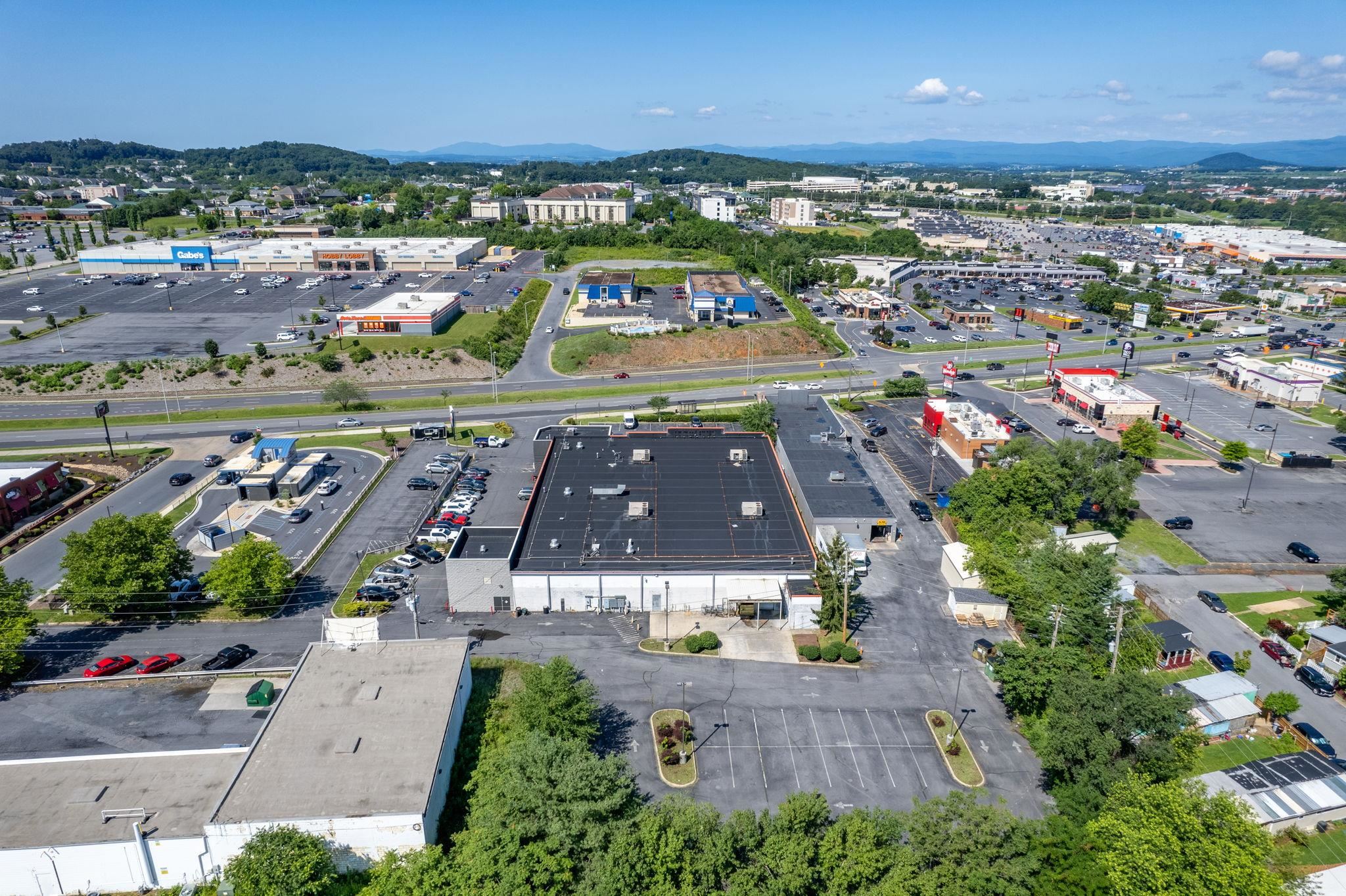 1740 E MARKET ST, HARRISONBURG, Virginia 22801, ,Commercial,1740 E MARKET ST,666133 MLS # 666133