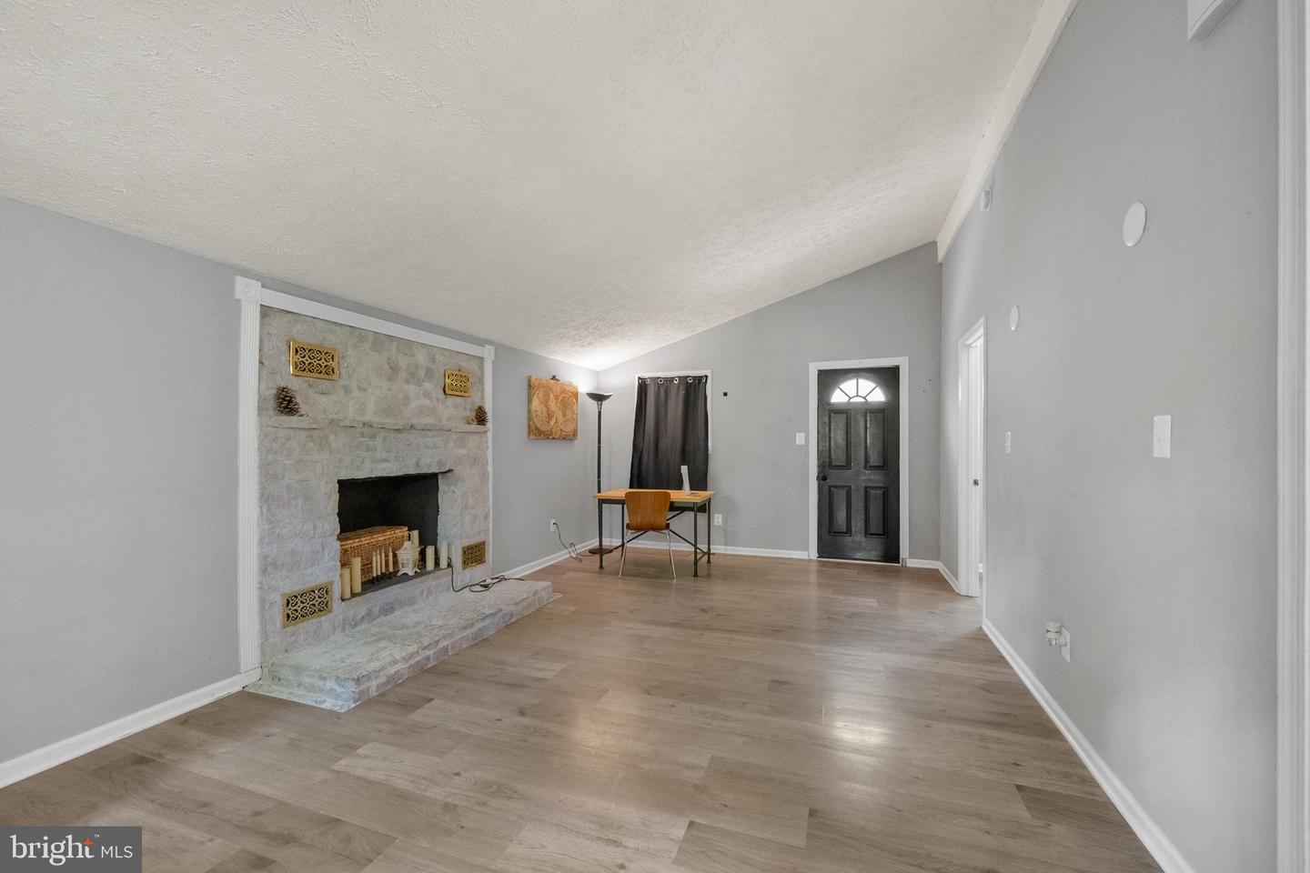 104 BLACKFEET TRL, WINCHESTER, Virginia 22602, 2 Bedrooms Bedrooms, ,1 BathroomBathrooms,Residential,For sale,104 BLACKFEET TRL,VAFV2032536 MLS # VAFV2032536