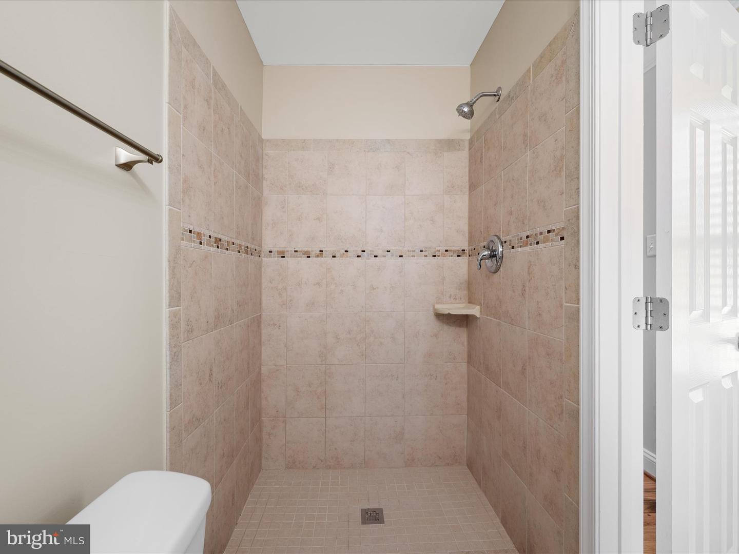 87 OLD WATERLOO RD, BOYCE, Virginia 22620, 5 Bedrooms Bedrooms, ,4 BathroomsBathrooms,Residential,For sale,87 OLD WATERLOO RD,VACL2003542 MLS # VACL2003542