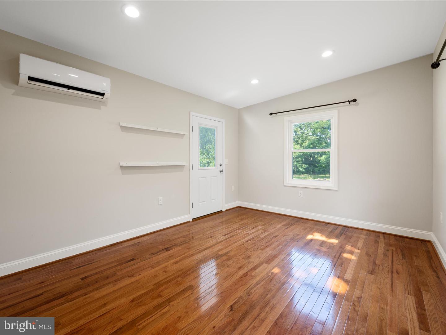 87 OLD WATERLOO RD, BOYCE, Virginia 22620, 5 Bedrooms Bedrooms, ,4 BathroomsBathrooms,Residential,For sale,87 OLD WATERLOO RD,VACL2003542 MLS # VACL2003542